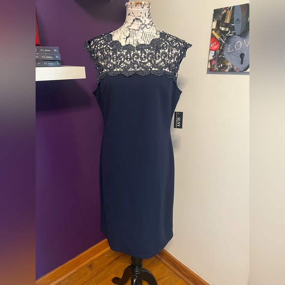 SLNY Navy Lace Top Sleeveless Dress NWT - Picture 1 of 9